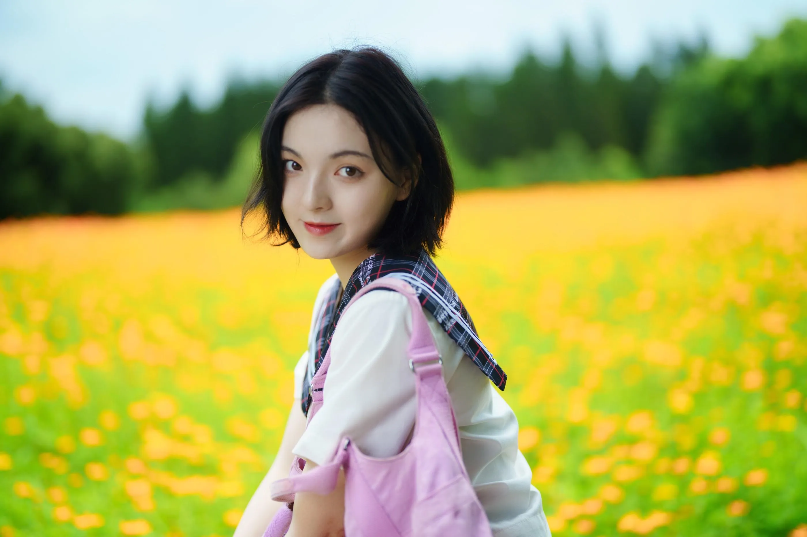 [YITUYU艺图语]2021.11.12 花田里的JK少女 dudu [51P]插图2
